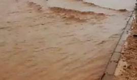 #شاهد| السيول تجتاح محافظة المفرق في #الأردن بفعل الأمطار الغزيرة