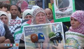 كلمات مؤثرة قالتها أم الأسير شادي شلالدة.. خلال مطالبتها بمزيد من التضامن مع الأسرى المضربين.