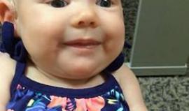 #شاهد طفلة تسمع صوت والدتها للمرة الأولى .. بعد أن حصلت على جهاز لدعم حاسة السمع لديها

فيديو متداول على مواقع التواصل الاجتماعي