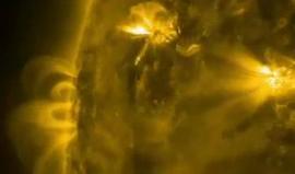 #شاهد وكالة الفضاء الأمريكية "ناسا" تنشر فيديو لقرص الشمس عن قرب تظهر فيه  ثلاث مناطق نشطة