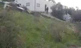 #شاهد الاحتلال يهدم منزلين لـ عائلة العباسي في حي الصلعة ببلدة جبل المكبر بالقدس المحتلة