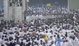 #شاهد #مباشر ضيوف الرحمن منذ فجر اليوم في نسك رمي الجمرات بمشعر منى "رمي الجمرة الكبرى - جمرة العقبة"