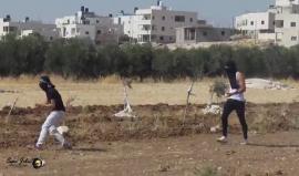 #شاهد مواجهات بلدة تقوع جنوب شرق بيت لحم بعد الاعلان عن استشهاد الشاب محمد ابرهيم جبرين.
تصوير: صبري جبريل