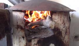 أساليب بدائية لإعداد الخبز في الغوطة الشرقية بريف دمشق