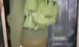 جانب من اقتحم قوات الاحتلال منزل "إسلام العاروري" في بلدة عارورة قضاء رام الله فجر اليوم وتسلمه بلاغاً للتحقيق
