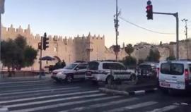قوات الاحتلال تغلق محيط منطقة باب العامود في مدينة القدس المحتلة عقب إطلاق النار على فتاة فلسطينية