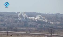 لحظة سقوط براميل متفجرة على منطقة آسيا بريف حلب الشمالي