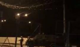 فيديو من اقتحام قوات الاحتلال بلدة الرام في القدس المحتلة مسقط رأس الشهيد مصباح أبو صبيح