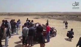 #فيديو الشبان يواصلون نقل اطارات الكوشوك استعدادا لحرقها بعد صلاة الجمعة شرق خانيونس