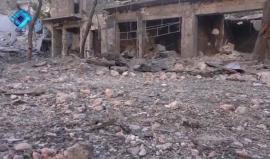 دمار كبير بحي المشهد في #حلب جراء القصف المتواصل من الطائرات الحربية السورية والروسية 
وكالة ثقة