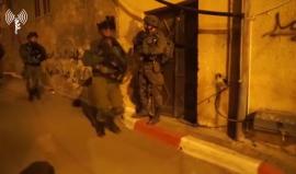 #فيديو الاحتلال ينشر فيديو لمداهمة المنازل في جنين