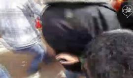 #فيديو اصابات برصاص الاحتلال شرق خانيونس جراء العدوان الصهوني على المشاركين في مسيرة العودة