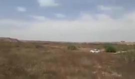 #فيديو الاحتلال يستخدم طائرات لإخماد الحرائق المندلعة في مستوطنة "ناحال هبسور" قرب حدود قطاع غزة والتي اشتعلت بفعل طائرة ورقية تحمل مواد حارقة