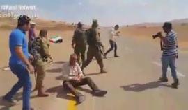 #صور مواجهات بين المواطنين وقوات الاحتلال التي قمعت فعالية للاحتجاج على مصادرة أراضي في سهل البقيعة جنوب طوباس