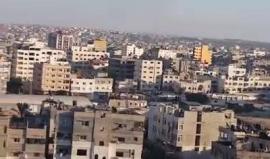 الطيران الحربي الاسرائيلي يجدد قصفه بغارتين لأراض زراعية شرق غزة