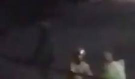 فيديو للمواجهات التي اندلعت في مخيم الدهيشة ببيت لحم وأصيب على إثرها شاب بجراح خطرة