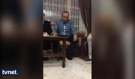 #أردوغان يقرأ سورة الانفطار في بيت أحد ضحايا الأمن التركي