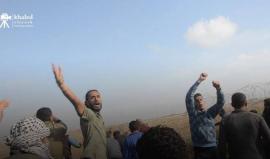مشاهد جديدة.. الشبان يقتحمون السياج الفاصل شرق #غزة في الجمعة الماضية 
تصوير جمال الجيش