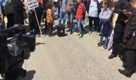 #مباشر وقفة احتجاجية للموظفين المحالين الى التقاعد أمام مقر حكومةالحمدالله برام الله