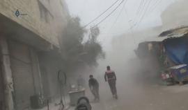 ريف دمشق- المشاهد الأولى من القصف على مدينة حمورية