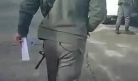 #فيديو عضو لجنة المتابعة في قرية العيساوية بالقدس محمد ابو الحمص في مستشفى هداسا يتلقى العلاج وهو قيد الاعتقال من قبل الاحتلال