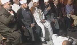 عند باب الأسباط أحد بوابات الأقصى .. المصلون يواصلون الاعتصام