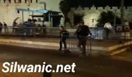 #شاهد 
 قوات الاحتلال تغلق منطقة باب العامود في القدس المحتلة لتأمين مسيرة للمستوطنين في المكان.