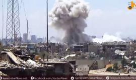 #شاهد | 10 غارات استهدفت الأبنية في حي جوبر المحاصر بالعاصمة دمشق , بالتزامن مع اشتباكات عنيفة بين المعارضة وقوات النظام السوري.