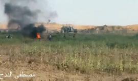 #شاهد الفتيان يرفضون التراجع على الرغم من إطلاق غاز ونار حي عليهم خلال مظاهرة قرب السياج الفاصل شرق جباليا شمال قطاع غزة. 
#مسيرة_العودة_الكبرى