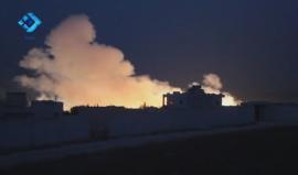 حدث قبل قليل .. 
قصف النظام السوري بالقنابل الفوسفورية المحرمة دولياً على منطقة القاسمية بريف #حلب الغربي.