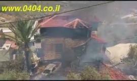 سقوط طائرة رش مبيدات على منزل في زلفة واضرار جسيمة

القدس - المحتلة - شهاب 
سقطت ظهر اليوم الثلاثاء طائرة خفيفة لرش المبيدات , على منزل في قرية زلفة في العفولة بالمثلث الشمالي المحتل.

وقالت مصادر إعلامية أن سقوط الطائرة لم يسفر عن اصابات، من جهتها باشرت 