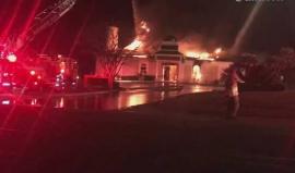 حريق يلتهم مسجدا في تكساس الأميركية