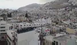 اشتباكات عنيفة بين مسلحين وأجهزة أمن السلطة في نابلس وأبناء عن إصابات