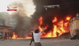 لحظات مروعة من القصف الجوي من قبل طائرات النظام على حي الصالحين في حلب أسفر عن وقوع ضحايا وحرائق كبيرة 
حلب نيوز