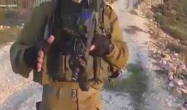 أراد لفت أنظار العالم لما يعانيه الفلسطيني .. 

#شاهد المصور الفلسطيني احمد زيادة يوثق لحظة اعتداء قوات الاحتلال عليه قبل اعتقاله في قرية مادما جنوب نابلس قبل 6 أيام