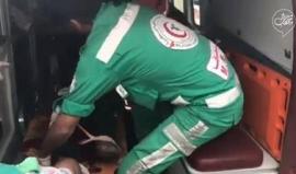 #شاهد #عاجل إصابة متظاهر برصاص قناصة الاحتلال قرب السياج الفاصل الشرقي لمدينة غزة . 
تصوير ‏‎ALaa Mohsen‎‏