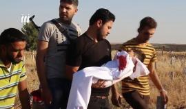 سوريون يدفنون ضحايا مجزرة ارتكبتها قوات النظام في حي طريق السد بدرعا 

تصوير نبأ