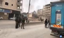 #شاهد #مباشر استمرار المواجهات على حاجز قلنديا شمال القدس بعد قمع مسيرة من رام الله رفضا لقرار ترامب. 
#القدس_عاصمة_فلسطين