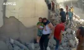 فيديو من استهدف الطيران الحربي حي الصالحين في حلب أمس ما أدى الى ارتقاء شهداء وجرحى بينهم أطفال

حلب 24