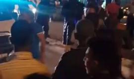 #شاهد | مصادمات بين المواطنين وقوات السلطة التي قمعت وقفة احتجاج أمام بلدية بيت فوريك قضاء نابلس تطالب برحيل رئيس البلدية وقائمته