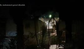 #شاهد اطلاق المفرقعات تجاه جنود الاحتلال خلال اقتحامها قرية العيسوية بالقدس المحتلة فجر اليوم.  تصوير: محمد قاروط ادكيدك