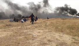 #مباشر تصاعد فعاليات الجمعة الرابعة من #مسيرة_العودة_الكبرى شرق البريج وسط قطاع غزة .

مراسلنا : احمد المقادمة