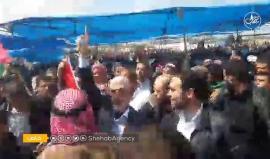 #شاهد وصول قائد حركة حماس في غزة يحيى السنوار إلى الحدود الشرقية لمدينة خانيونس للمشاركة في #مسيرة_العودة_الكبرى