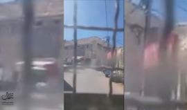 #فيديو لحظة تعرض جيب اسرائيلي للرشق بالحجارة في الضفة الغربية 

المصدر: وسائل اعلام عبرية