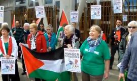 ايرلنديون ينشدون بكتب اسمك يا بلادي تضامنا مع الاسرى المضربين عن الطعام