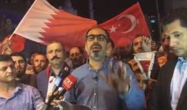 أتراك يتضامنون مع قطر في وقفة بمدينة إسطنبول قبل قليل