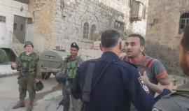 #شاهد معاناة الفلسطينيين من غطرسة المستوطنين عند الحرك الابراهيمي في الخليل