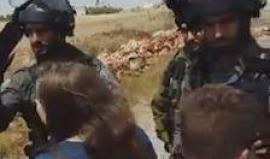 في الضفة الغربية.. 

يتصدون للمحتل بشتى الطرق