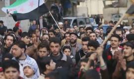 مظاهرة في سقبا بالغوطة الشرقية لمطالبة الفصائل بالتوحد تحت مظلة الثورة