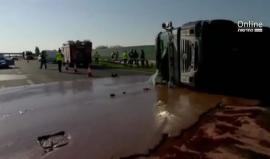 #شاهد نهر من الشوكولاتة في منتصف أحد الطرق الرئيسية في بولندا